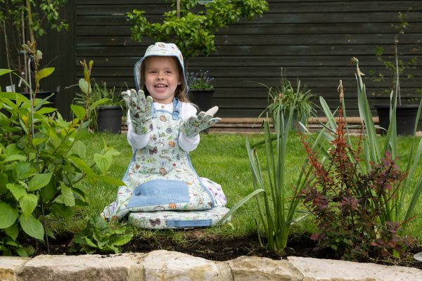 Childs garden sun hat, gardening apron, gloves and kneeler