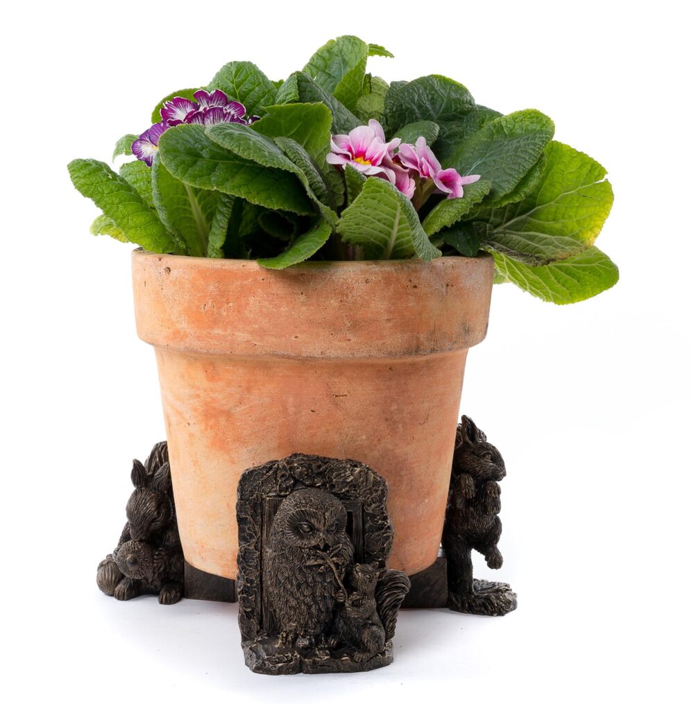 Beatrix Potter Squirrel Nutkin and Old Brown Plant Pot Feet - Set of 3 - Image 3