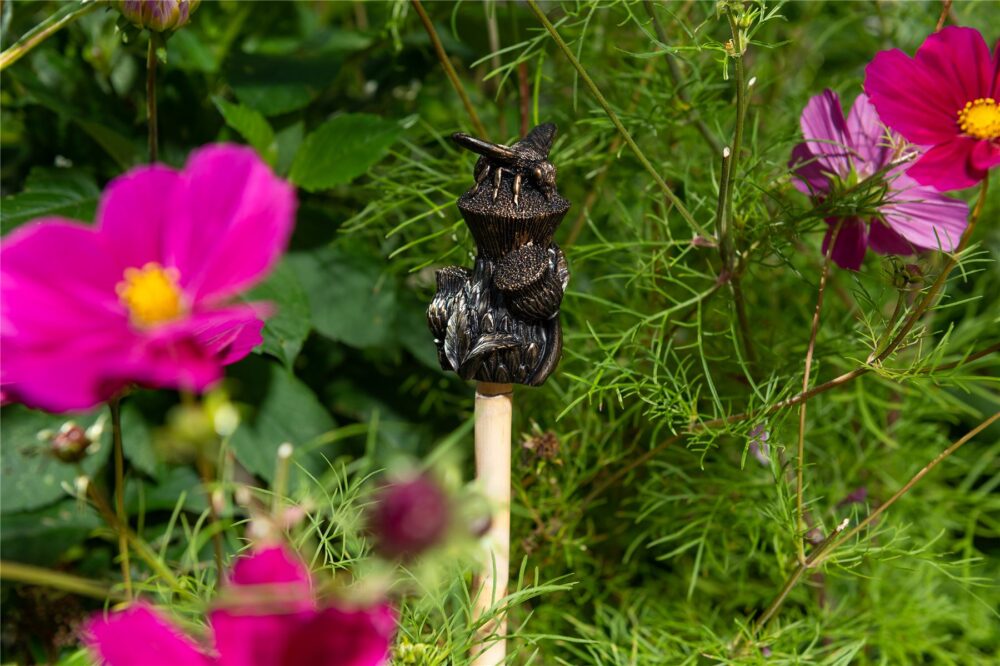 Bee On Thistle Cane or Stake Topper - Image 9