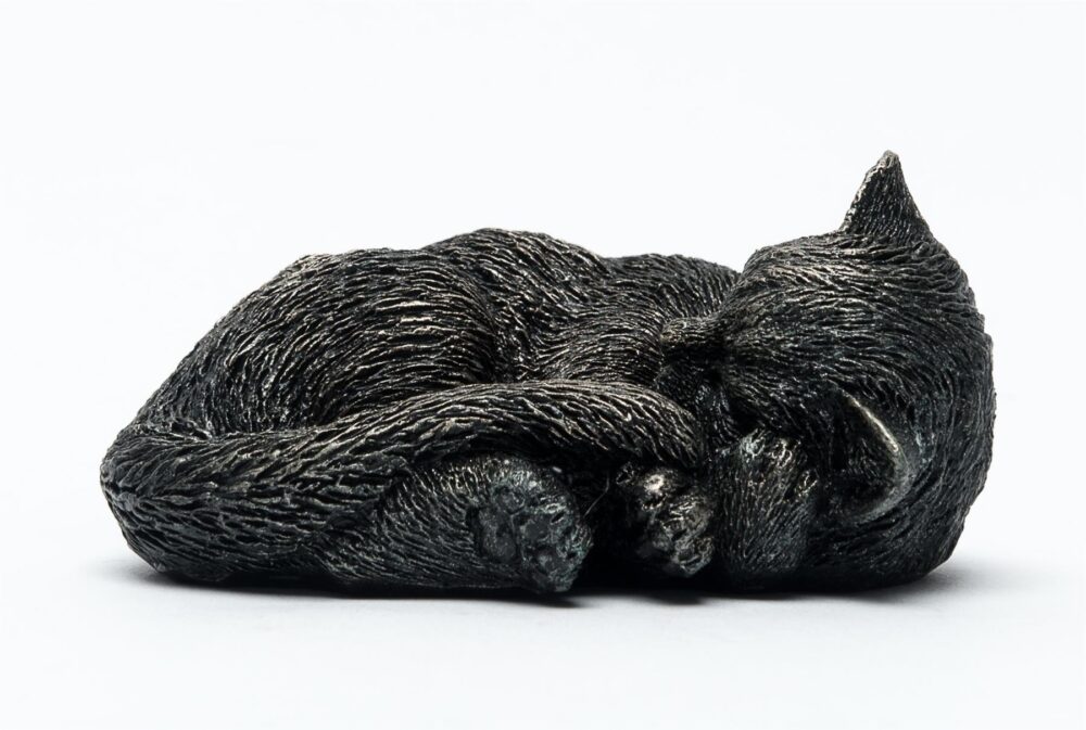 Sleeping Cat Curled Up Plant Pot Feet - Set of 3 - Image 2