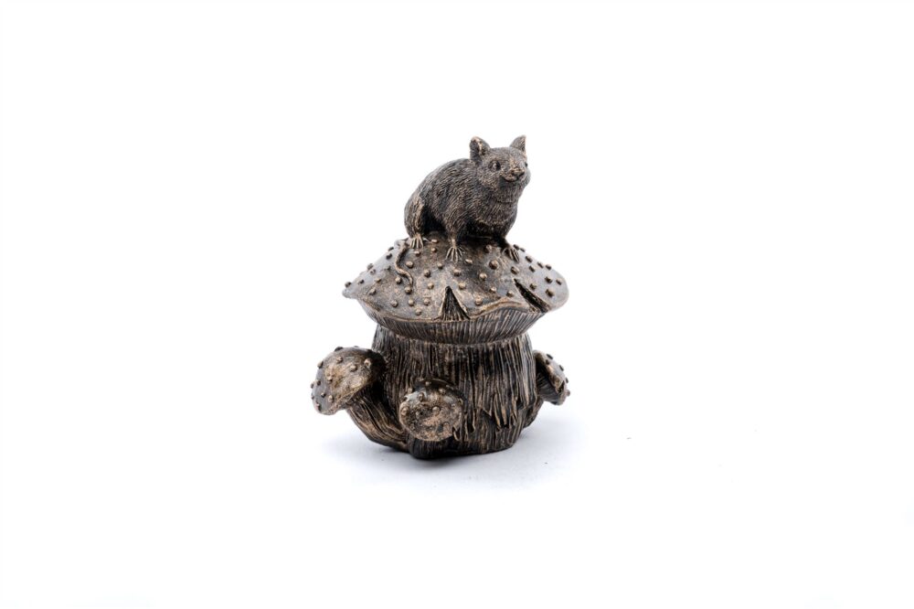 Mouse On Toadstool Plant Drip Feeder Cover & Feed - Image 2