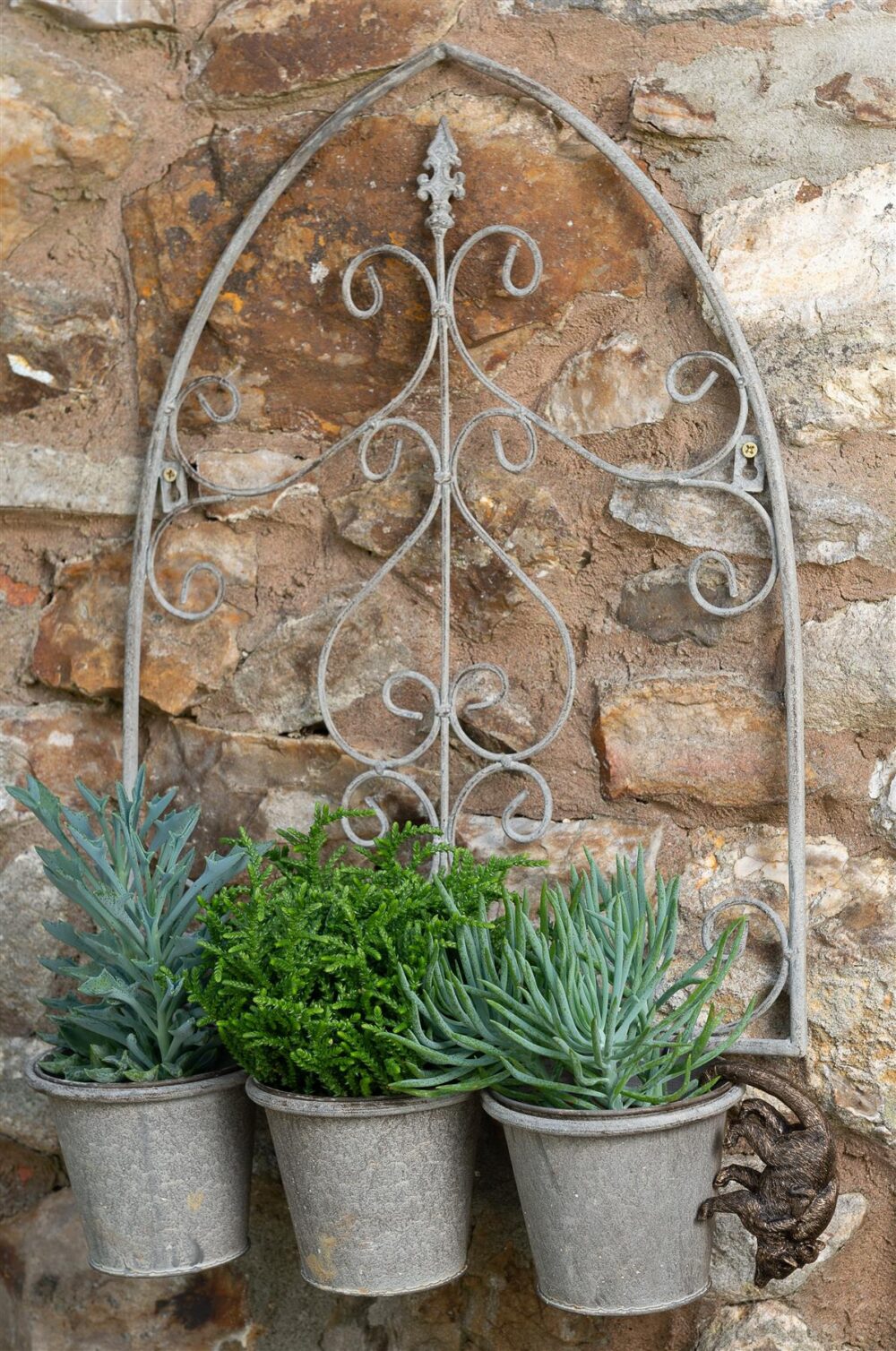 Lemur and Pup Plant Pot Hanger - Image 7