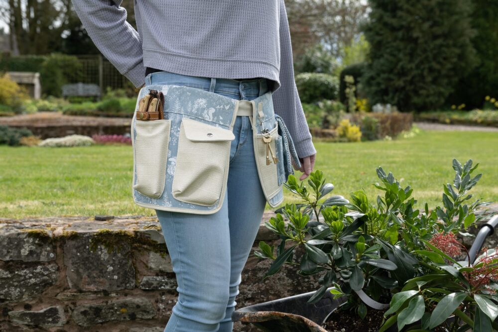 Beatrix Potter Peter Rabbit Gardening Hip Tidy - Image 4
