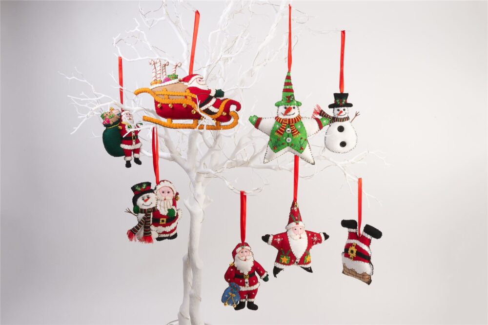 Handmade Felt Snowman Heart Christmas Tree Hanging Decoration - 16 cm - Image 5