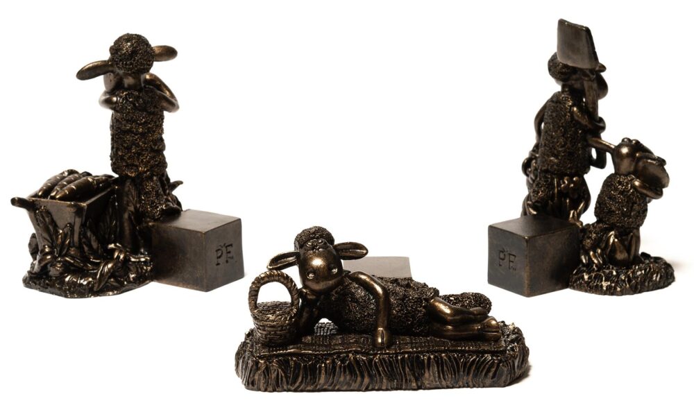 Shaun the Sheep Plant Pot Feet - Shaun With Wheelbarrow, Shaun & Timmy, Shaun Having A Picnic - Image 3