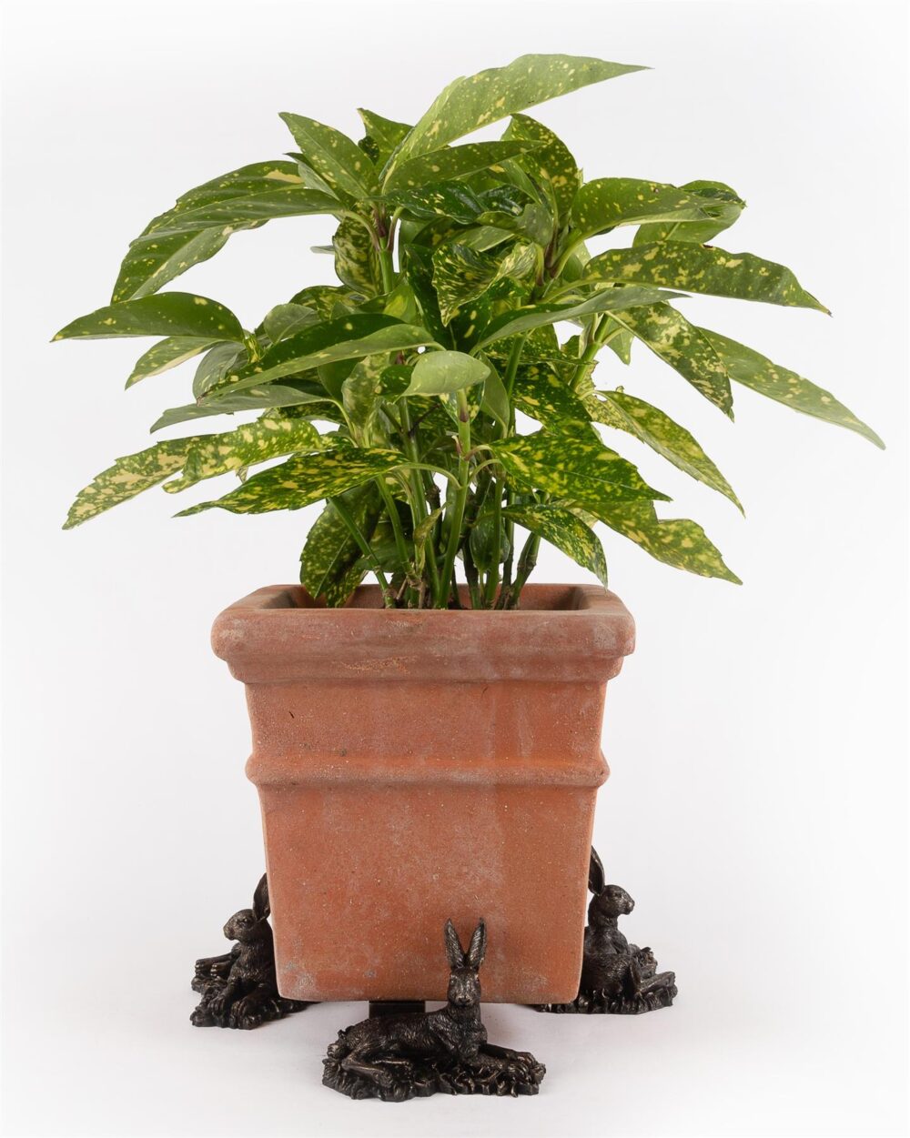 Resting Hare Plant Pot Feet - Set of 3