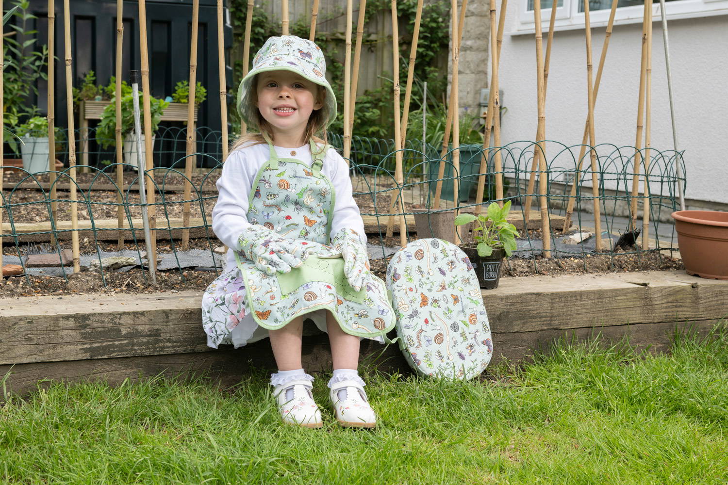 Childs garden gift set