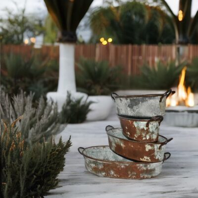 Antique Style Rustic Bathtub Planter Set With Copper Handles - Set Of 4