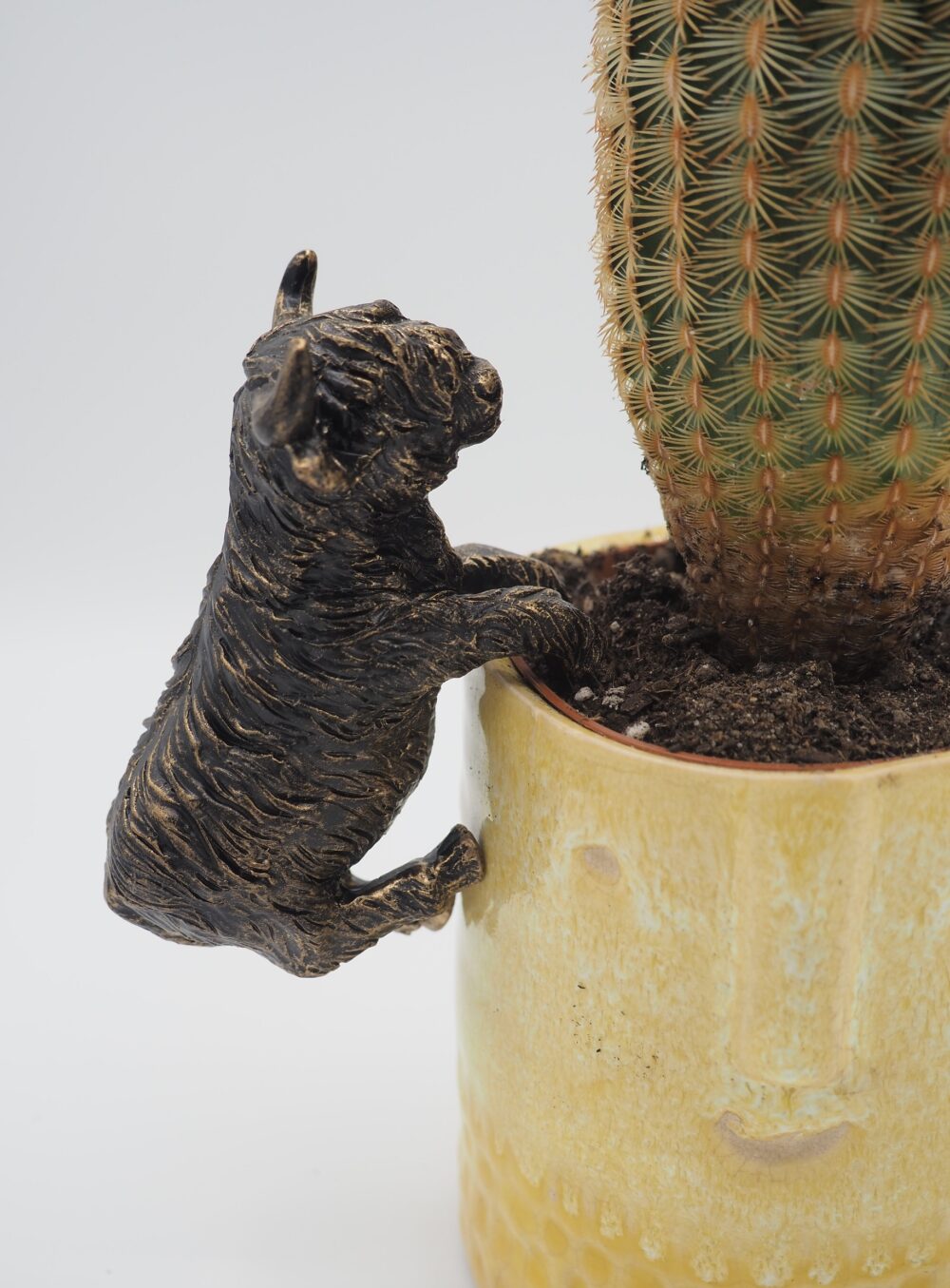 Highland Cow Pot Buddies Plant Pot Hanger - Image 6