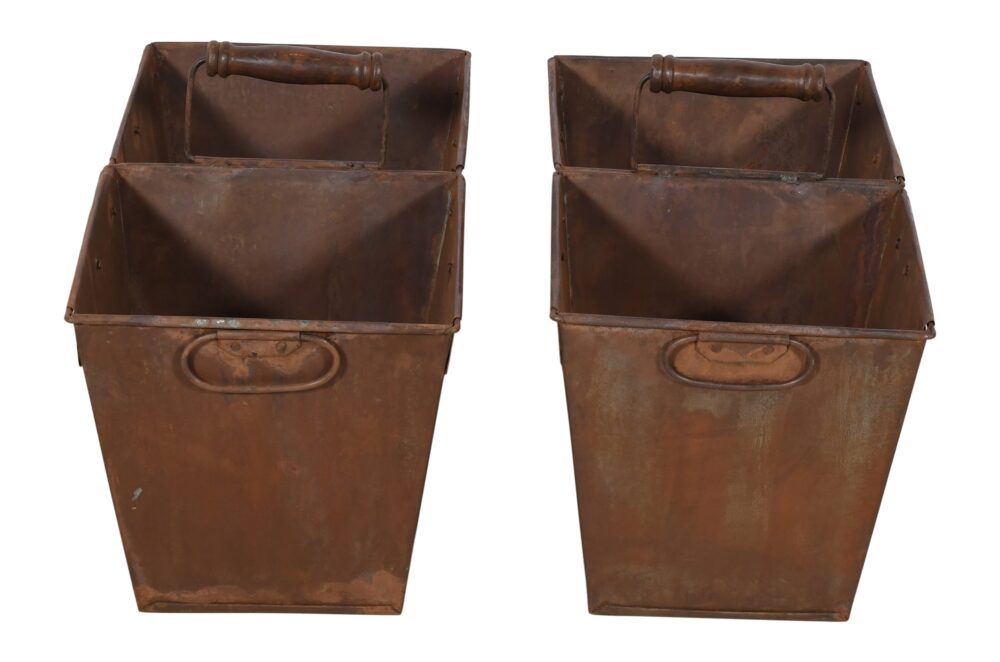 Vintage Indian Iron Double Carriage Pots - Image 3