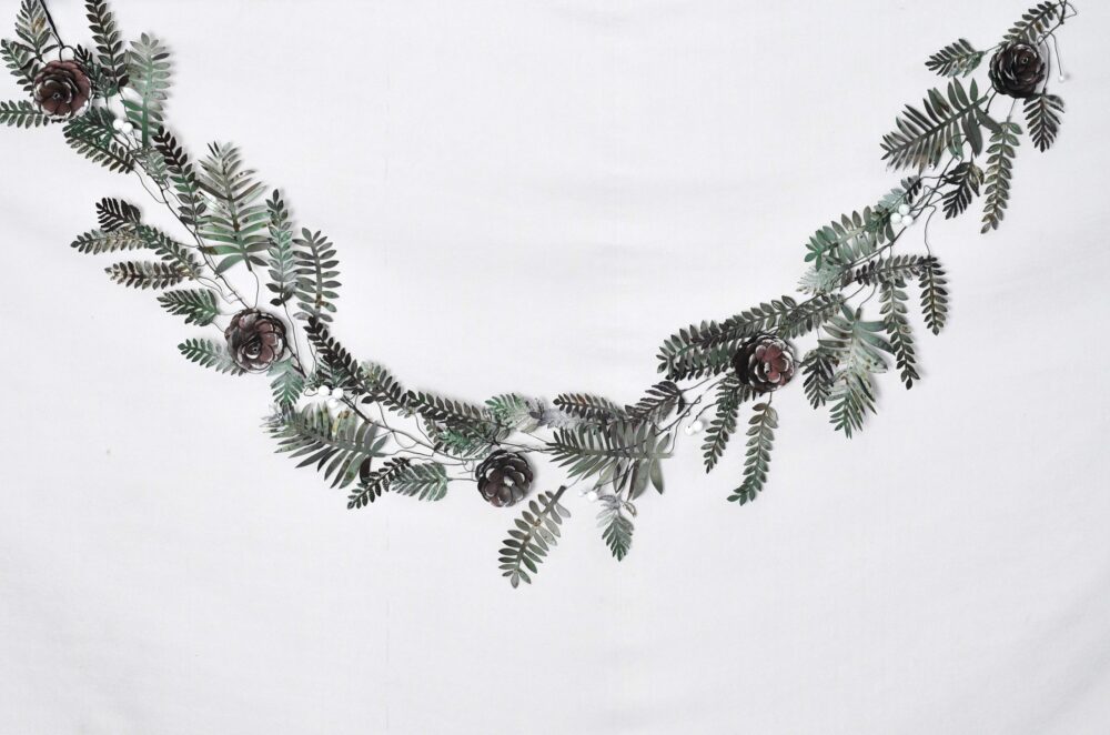 Christmas Artisan Fairtrade Metal Pine Cone and Leaf Garland Decoration