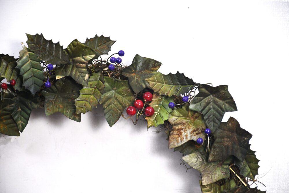 Christmas Artisan Fairtrade Metal Holly and Ivy Wreath Door Decoration - Image 2