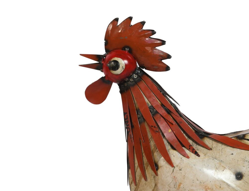 Recycled Iron Chicken Garden Decoration - Artisan-Made Rustic Rooster Figure - Image 4