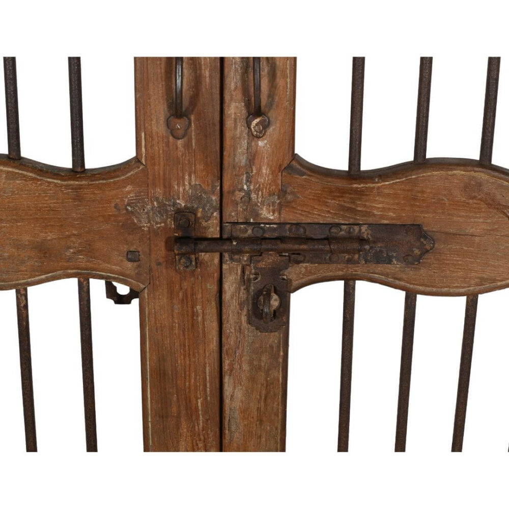 Antique Indian Teak Wood and Iron Jali Doors (185cm x 106cm) | c.1880-1900 - Image 2