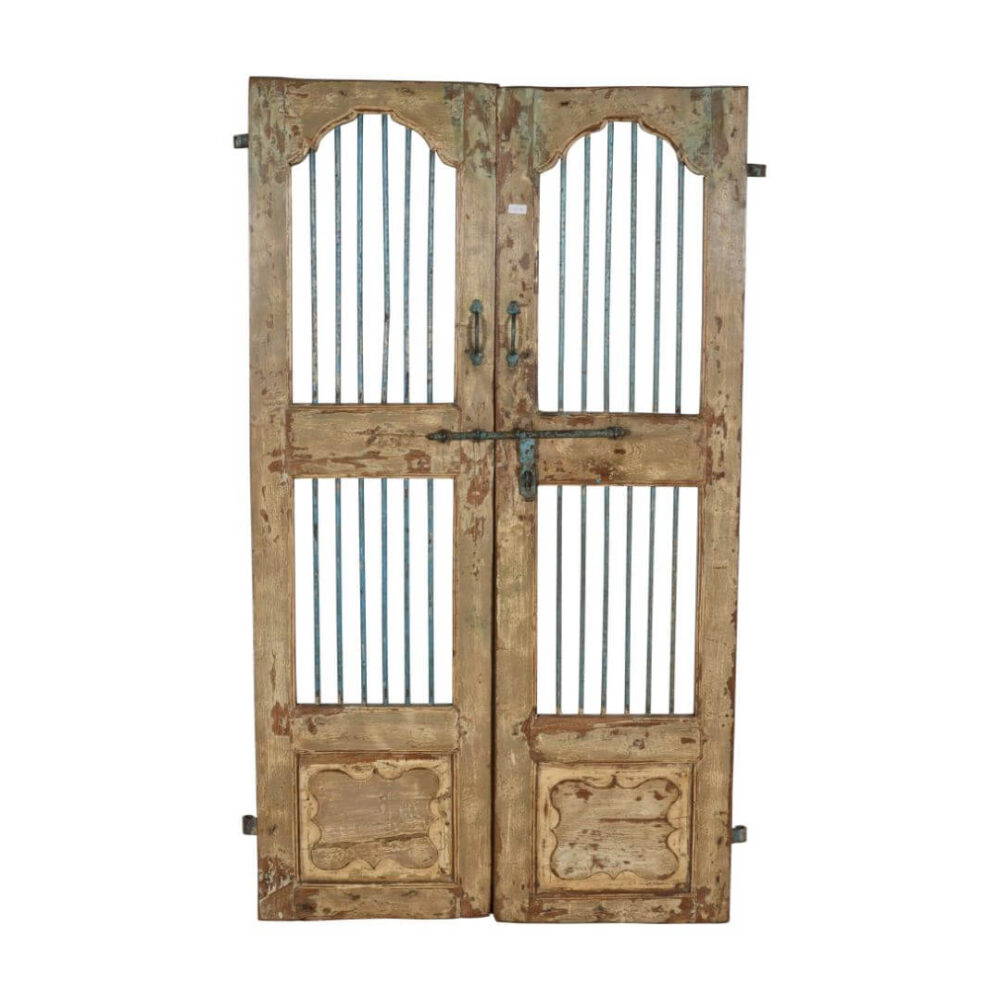 Antique Indian Teak Wood and Iron Jali Doors (165cm x 106cm) | c.1880-1900 - Image 3