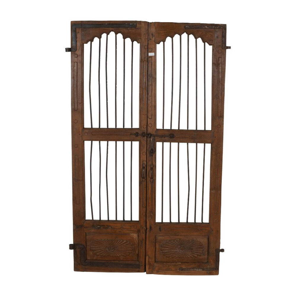 Antique Indian Teak Wood and Iron Jali Doors (174cm x 107cm) | c.1880-1900 - Image 2