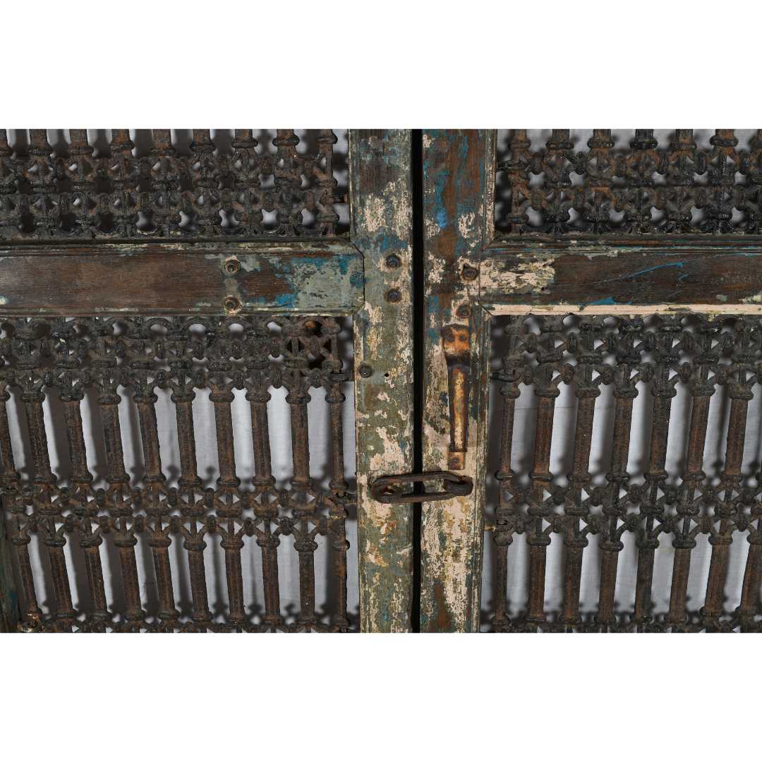 Antique Teal & Verdigris Painted Indian Teak Jali Door Garden Gate Pair – 19th Century Gujarat - Image 3
