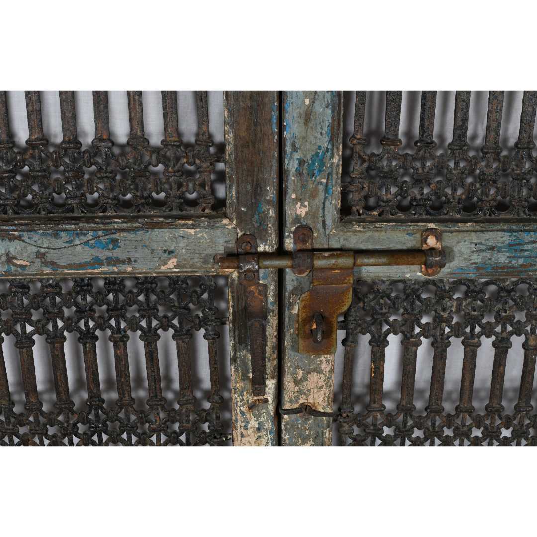Antique Teal & Verdigris Painted Indian Teak Jali Door Garden Gate Pair – 19th Century Gujarat - Image 2