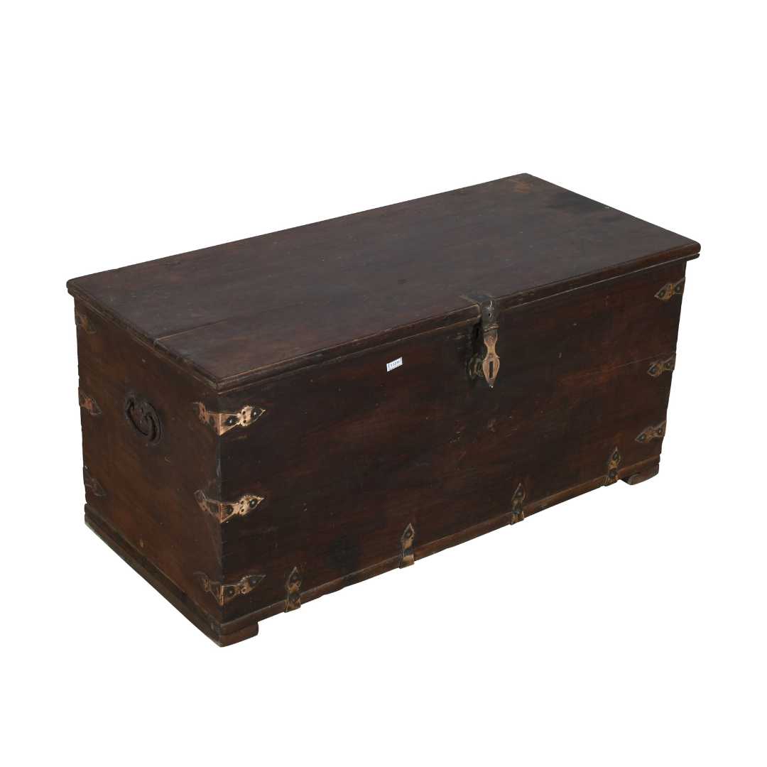 Antique Deep Walnut Brown Indian Teak Dowry Treasure Chest Coffee Side Table - Image 4