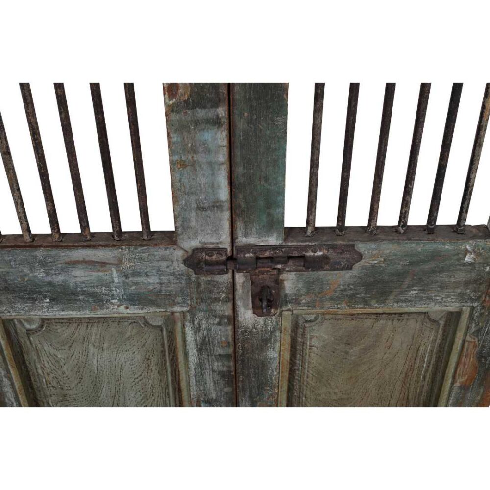 Antique Verdigris & Teal Patina Indian Teak Jali Door Garden Gate Pair – Gujarat, 19th Century - Image 4